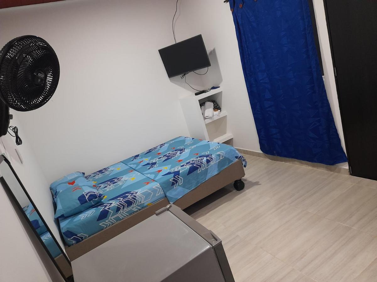 Apartaestudios El Jardin Кали Номер фото