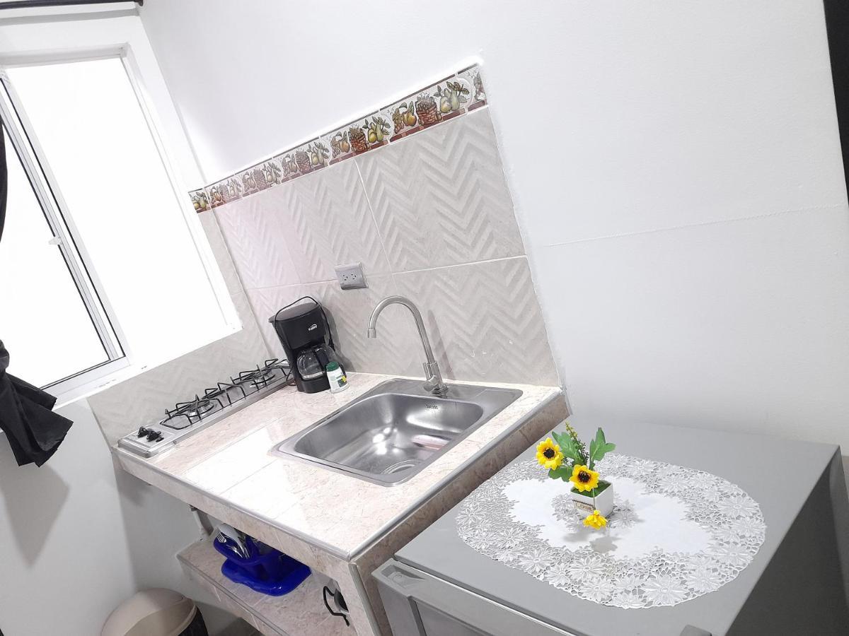 Apartaestudios El Jardin Кали Номер фото